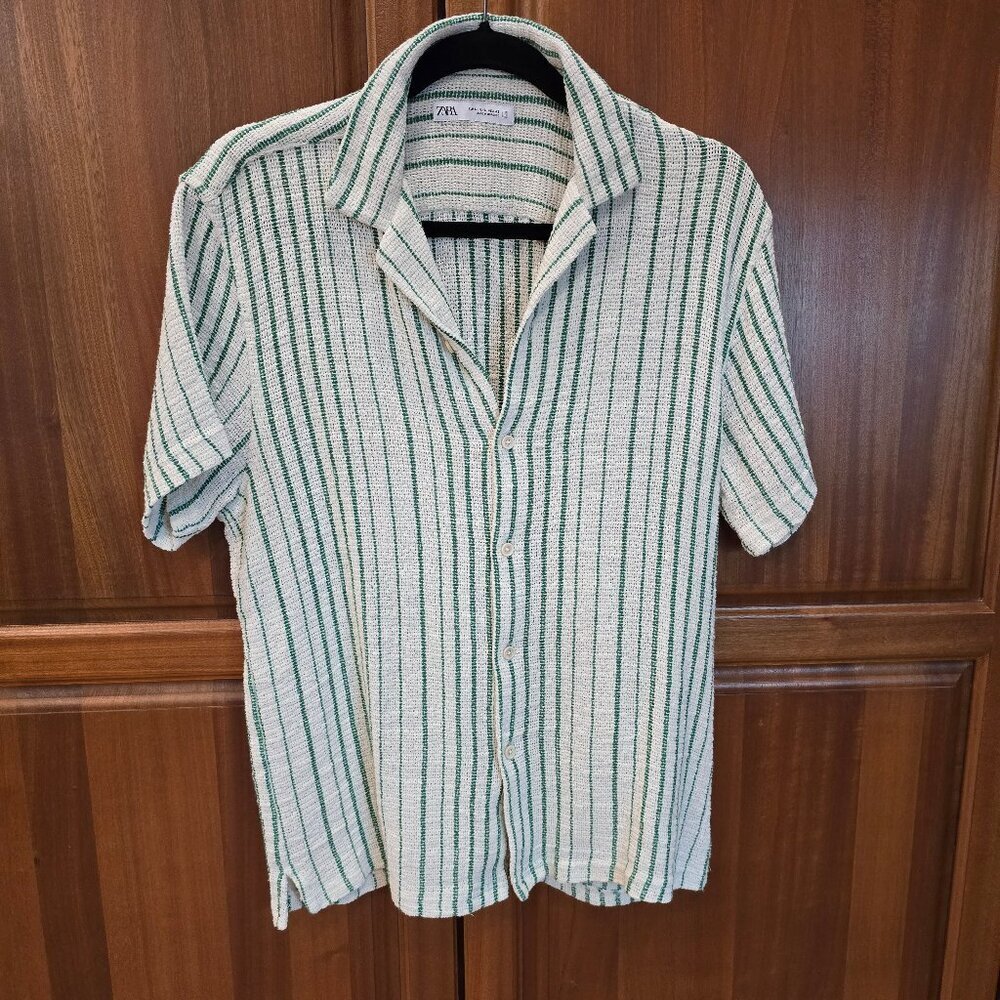 ZARA knit short sleeve shirt large